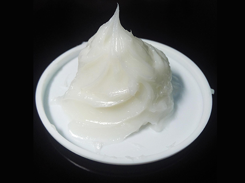 選擇塑膠零件潤(rùn)滑脂要考慮哪些因素呢？