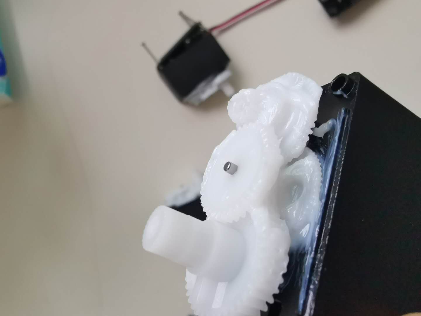 優(yōu)質(zhì)齒輪潤滑脂給電機等設(shè)備帶來哪些益處？